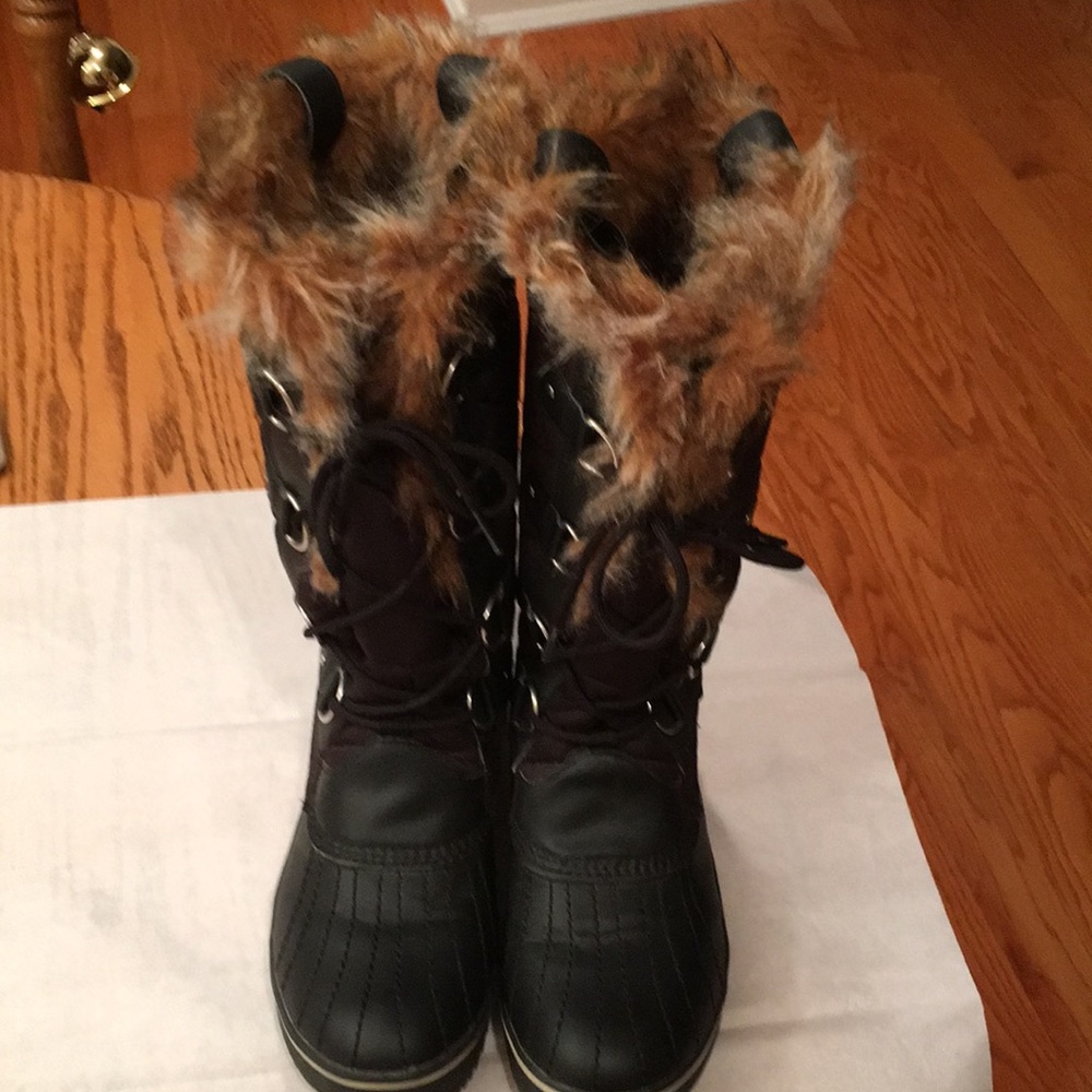 Skechers boots